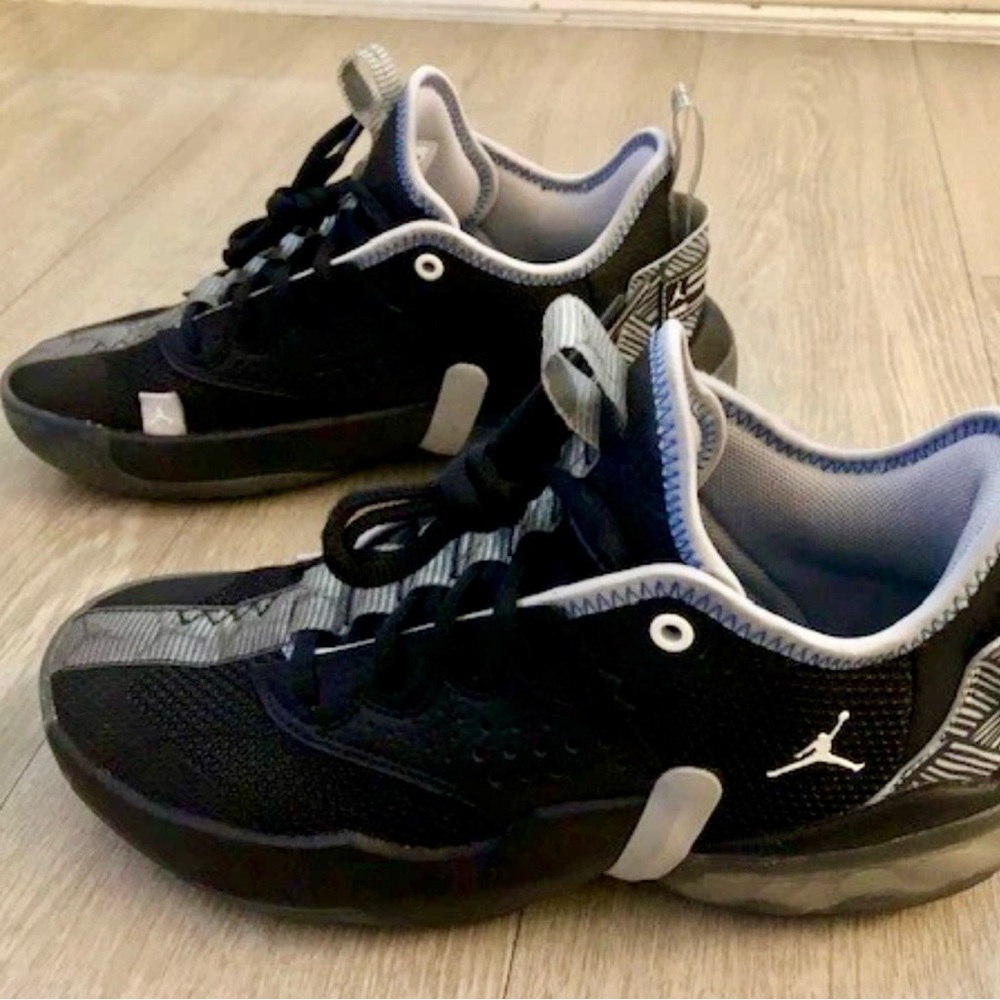 Jordan React Elevation basketball shoe